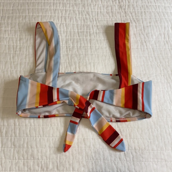 Bikinis 👙 - Picture 4 of 8